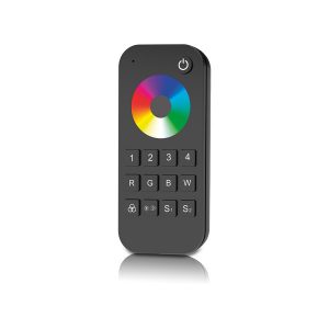 El mando RF negro controla iluminación LED RGB+W, permite gestionar hasta 4 zonas y tiene 24 programas predefinidos.