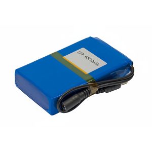 Batería de Litio 6,8 Amp. 12 V, con cargador 2 Amp. incluido