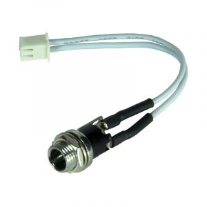Base Jack hembra alimentación fijación a chasis, con conector 100mm. cable, IP20